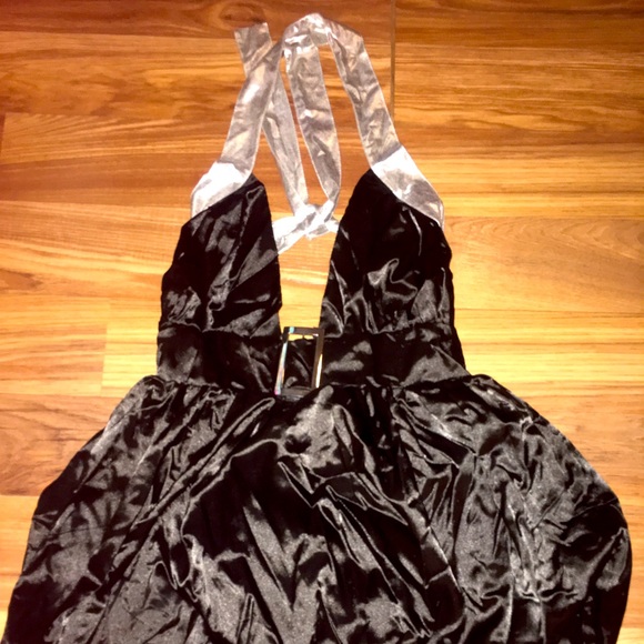 Black - Picture 2 of 2